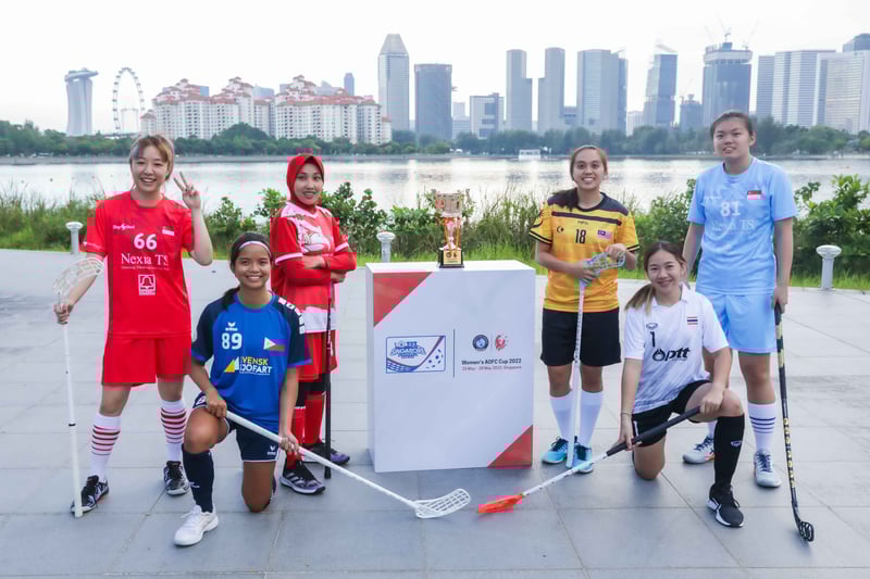 (L-R) Michelle Lok (Singapore), Jade Rivera (the Philippines), Eka Anjar Rahmadani (Indonesia), Cheah Pei Yi (Malaysia), Supasuta Thiptha (Thailand),  (1)
