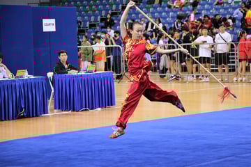2023-04-20_NSG Wushu Girls Div A Spear_Photo by Anbumani (3)_CHARLOTTE HO KAH YOUNG(HCI)
