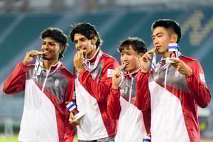 Read about SEA Games 2025: Singapore win men’s 4x400m relay bronze on final day of athletics