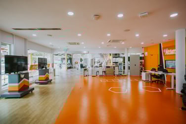 1. 004_Woodlands Lab_Wide Shot_Overall Lab Space_Landscape