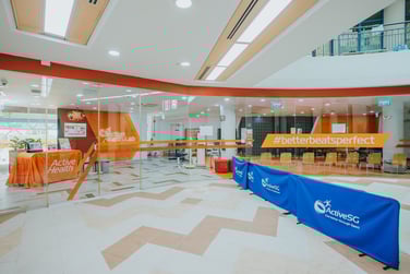 2. 021_JE Lab_Wide Shot_Entrance_Landscape