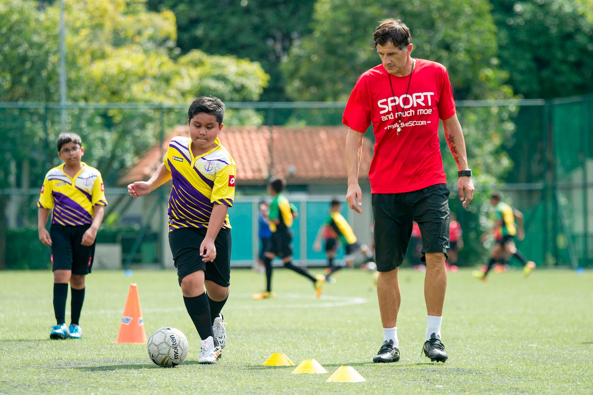 Football Academy_ Football clinic at Naval Base Pri Sch_20160215__Photo by Weixiang Lim_04