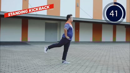 Standing-Kickback