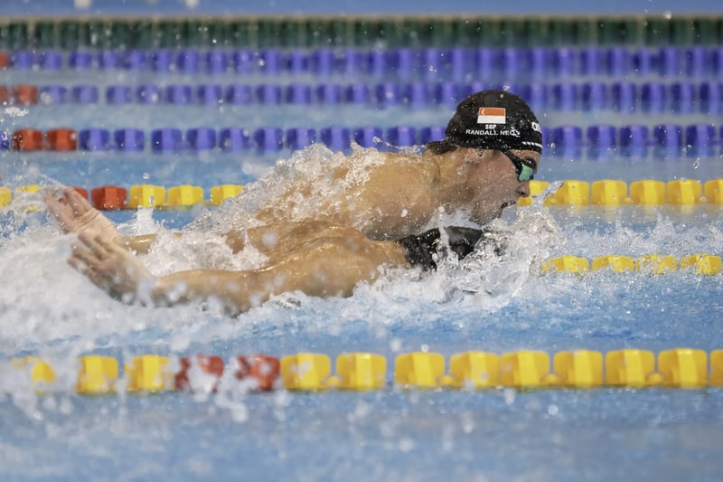 2022-04-25_NSG_Swimming_Photo_By_Ron_Low_07