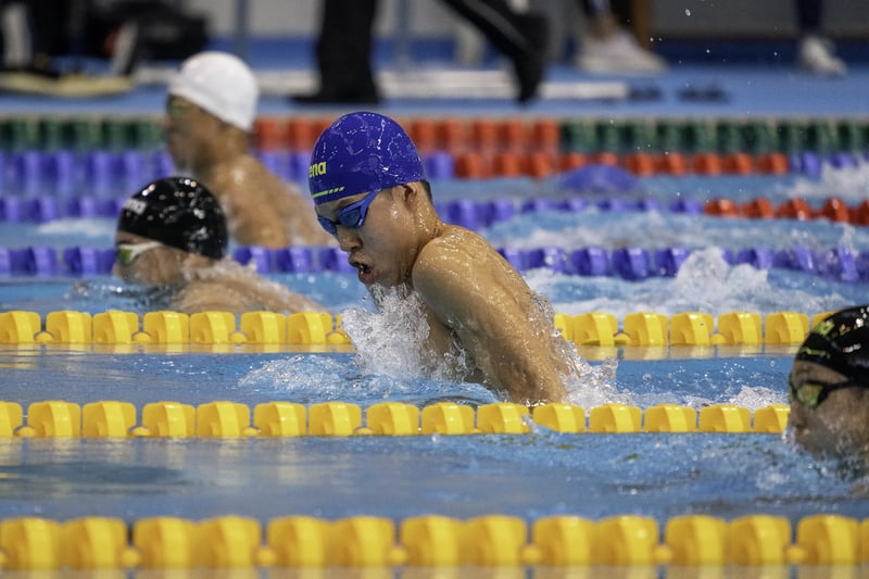 2022-04-25_NSG_Swimming_Photo_By_Ron_Low_09