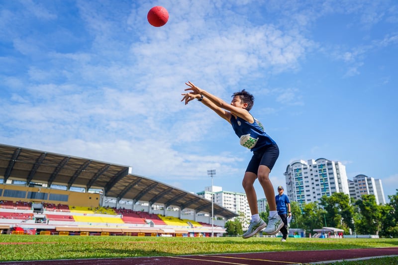 20230511_PrimaryTrackField_RonLow_-010