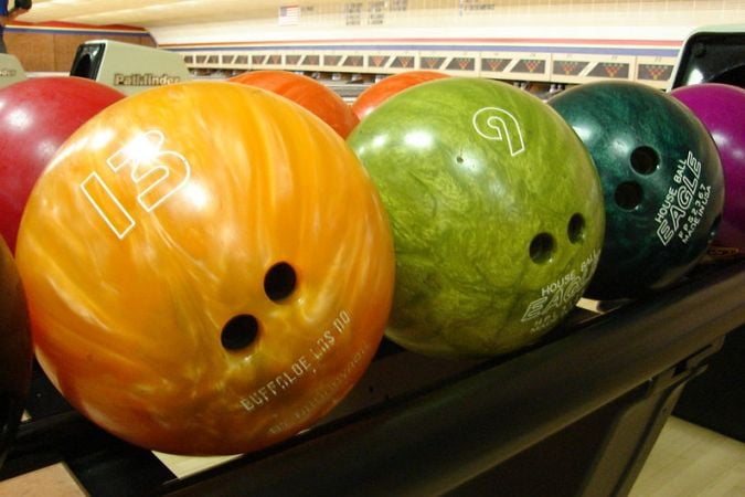 bowling ball 