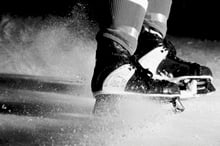 How to stop while ice skating?