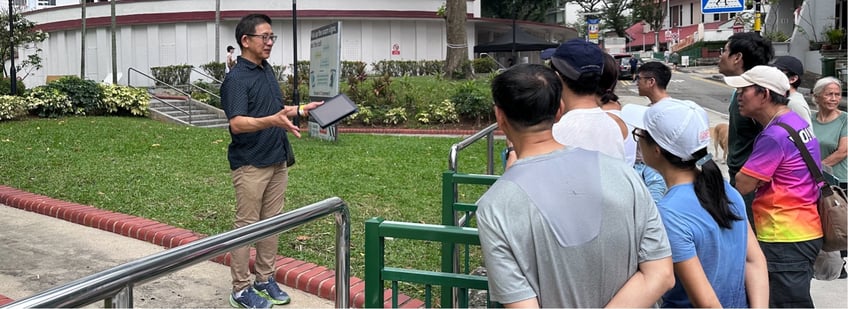 Yan Kit, a Pool of Memories (Sport Heritage Guided Tours) 