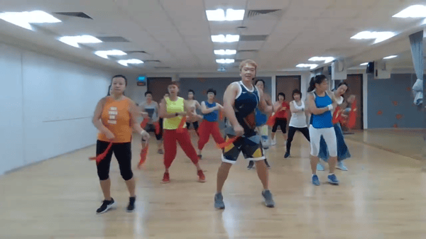 Masala Bhangra with Instructor Kelvin Liu!