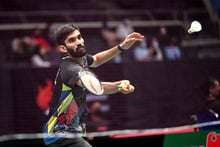 Injuries and stunning upsets on Day 2 of the Singapore Badminton Open 2022!