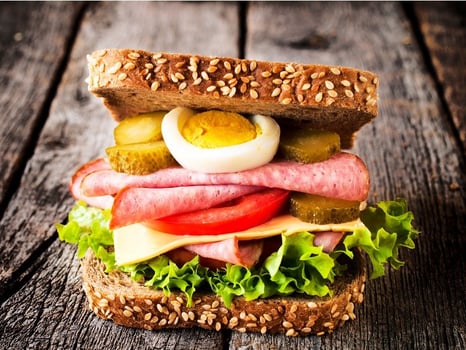 Top 3 healthy lunch ideas for the office professional