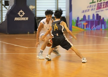 2023-04-28_NSG Basketball Div A Boys- MI(White) vs NJC(Black)_Photo by Anbumani (15)