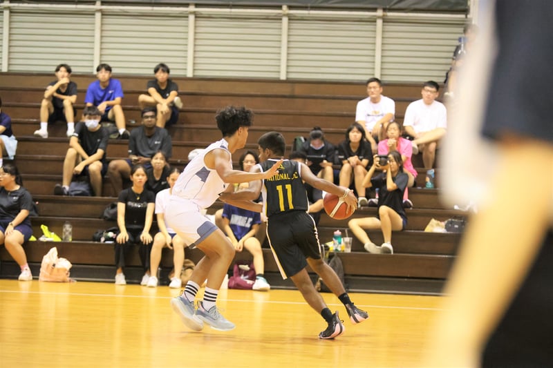 2023-04-28_NSG Basketball Div A Boys- MI(White) vs NJC(Black)_Photo by Anbumani (18)