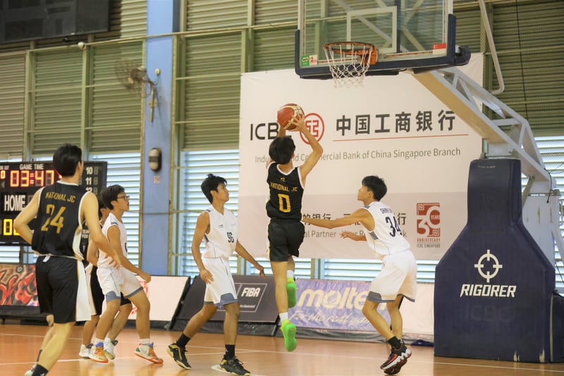2023-04-28_NSG Basketball Div A Boys- MI(White) vs NJC(Black)_Photo by Anbumani (7)