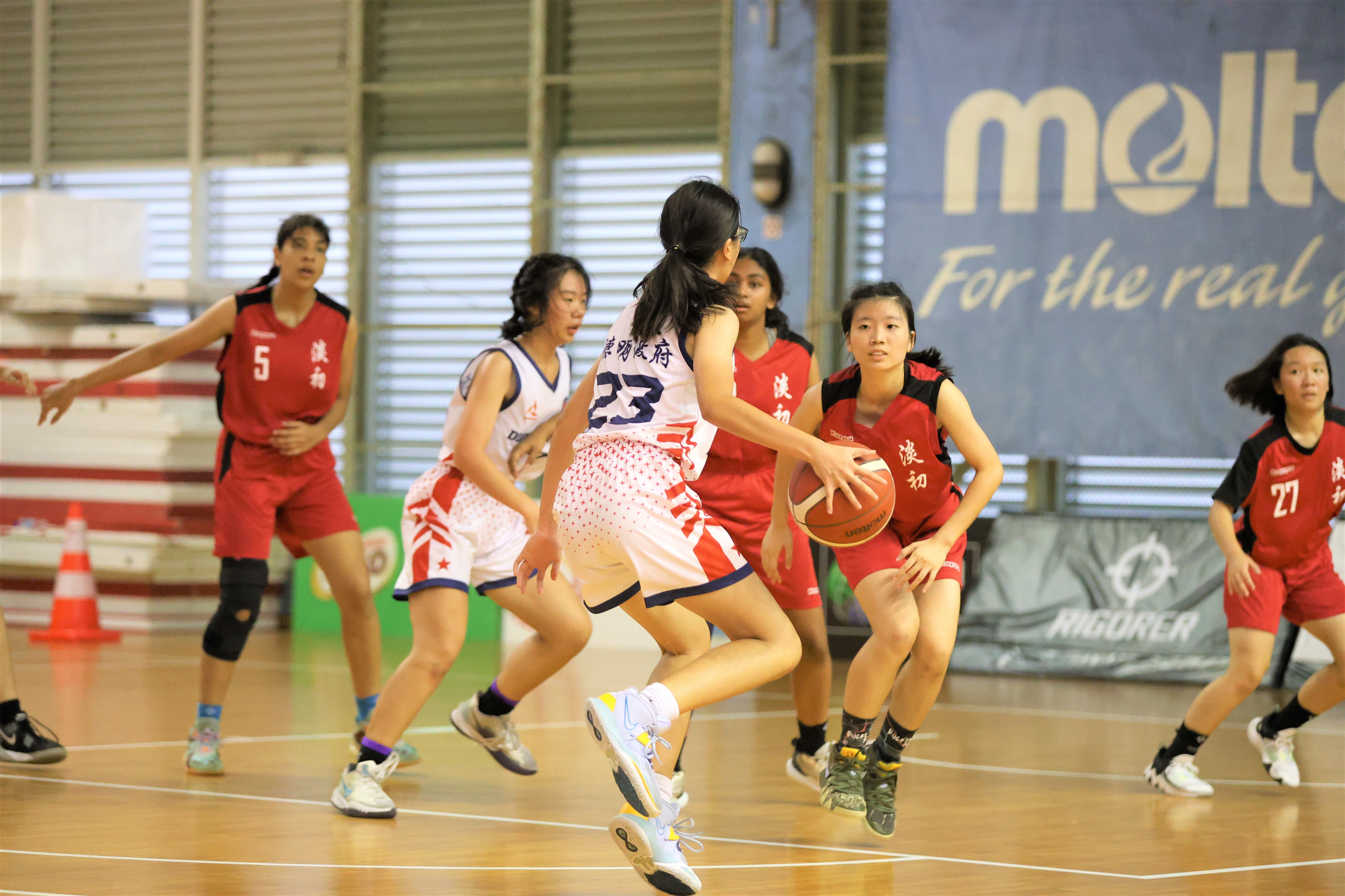2023-04-28_NSG Basketball Div A Girls - DHS(White) vs TJC(Red)_Photo by Anbumani (15)