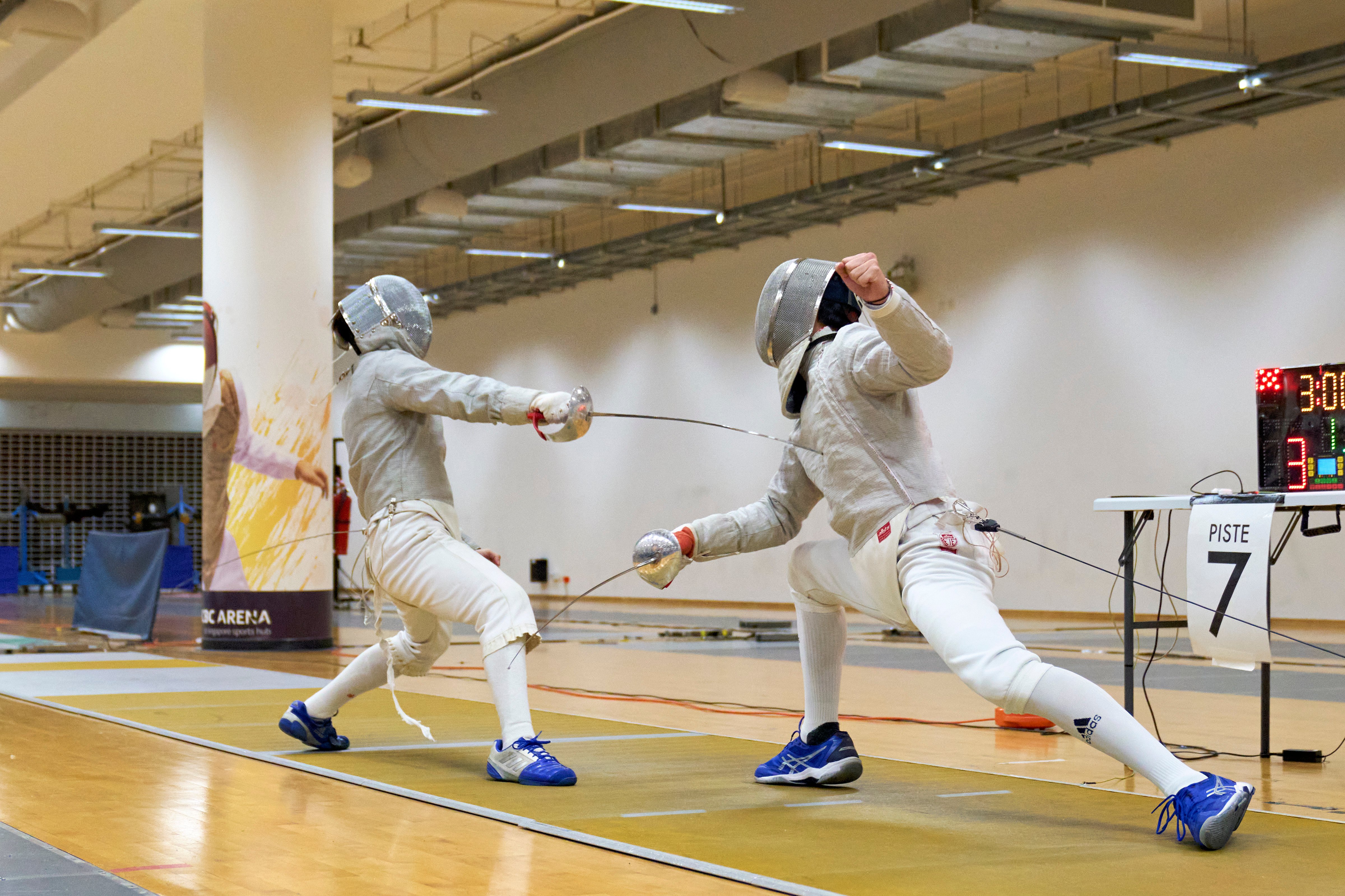 2023_04_20 Fencing Sabre A Div Boys Photo by Eric Koh, Fencers in action during the preliminary round DSC07363