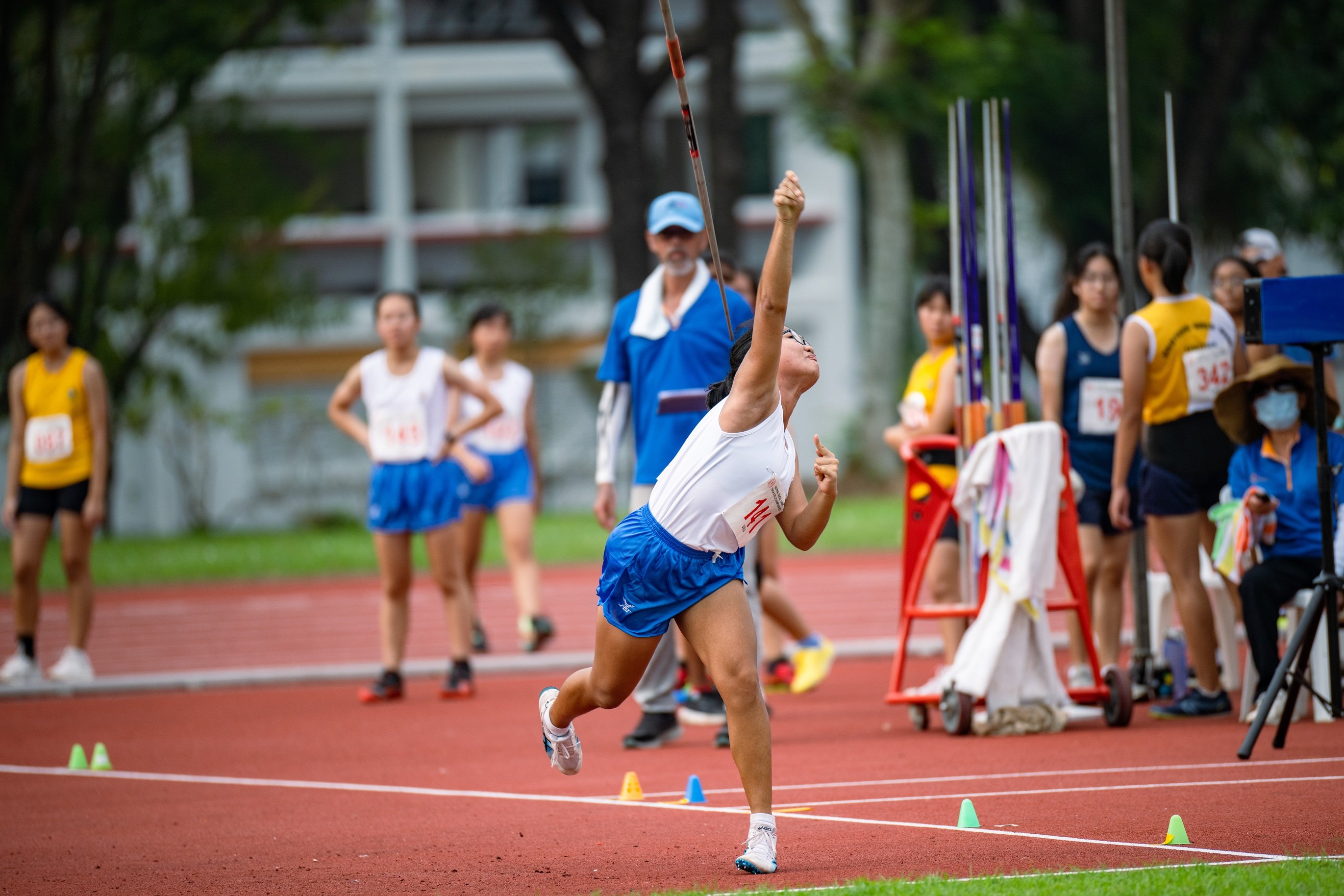 2023-04-14_National School Game T&F 2023 (PM)_Photo by Tom Ng Kok Leong_DSC_7091_B Girls Javelin Amelia Poppy Ee (tag 141) of SNG 2nd place 30.88m