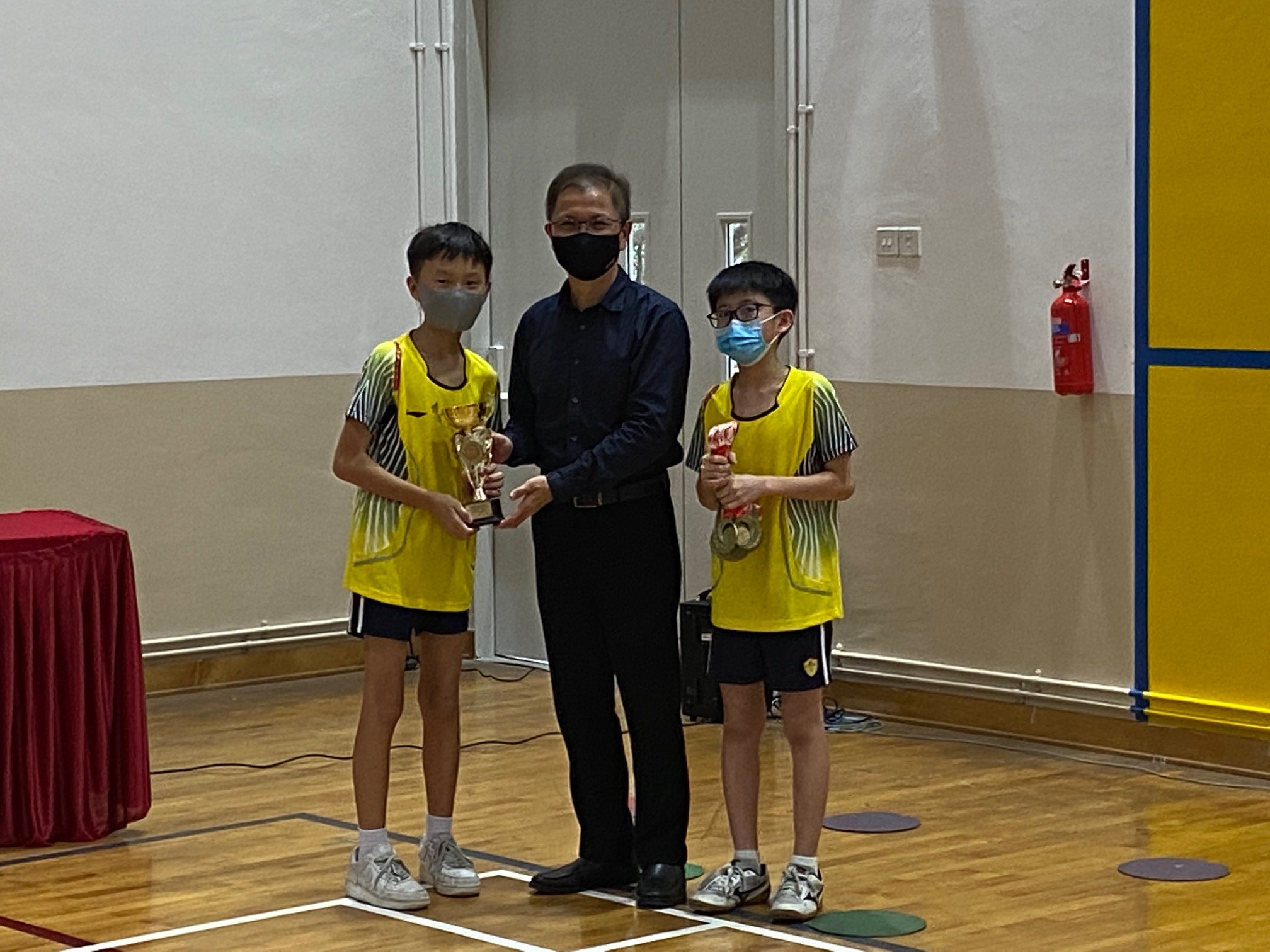 NSG East Zone Snr Div boys table tennis final - prize presentation