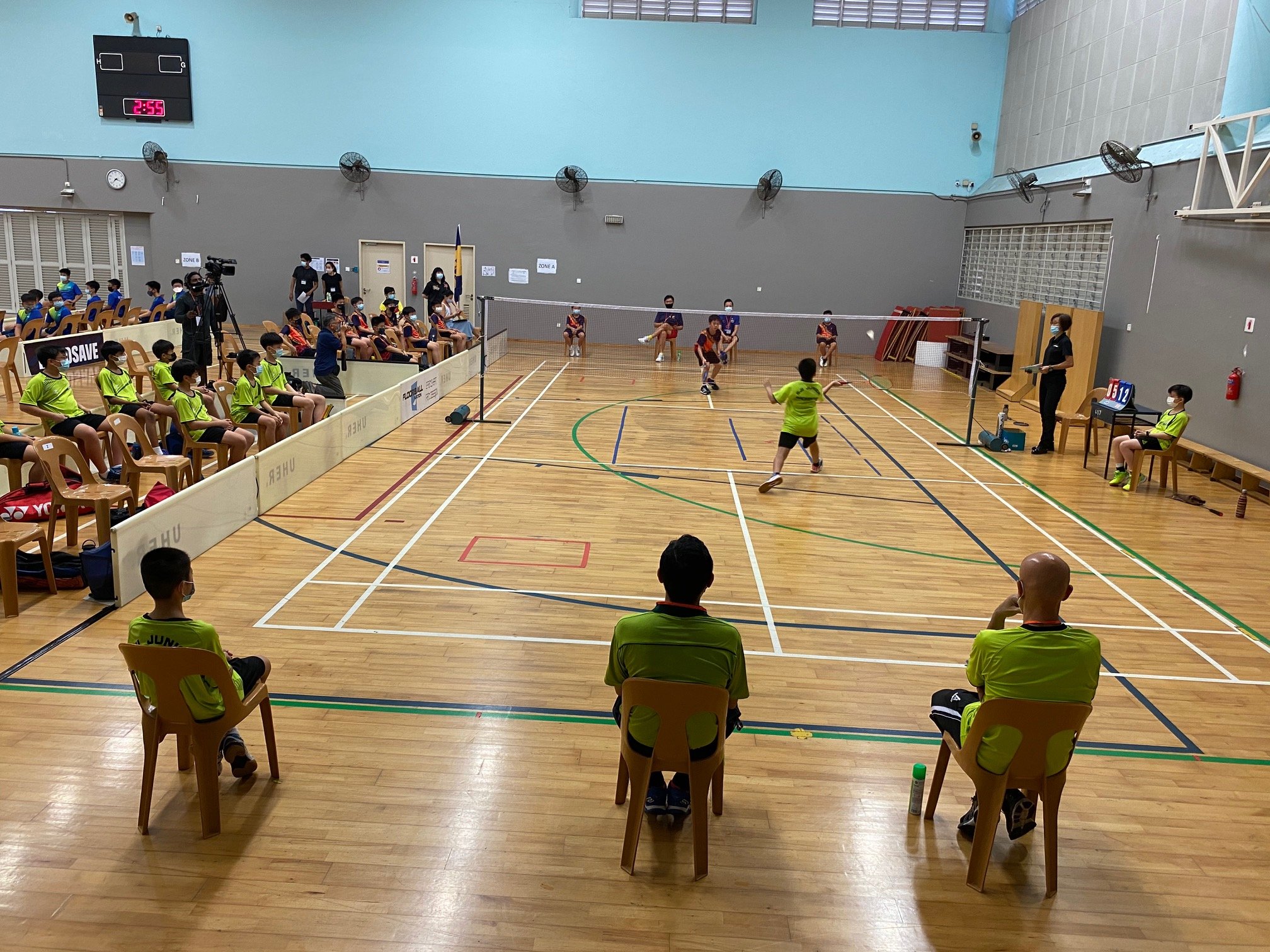 NSG Snr Div South Zone boys’ badminton_ SJI Junior (green) vs ACS Primary (orange) 2
