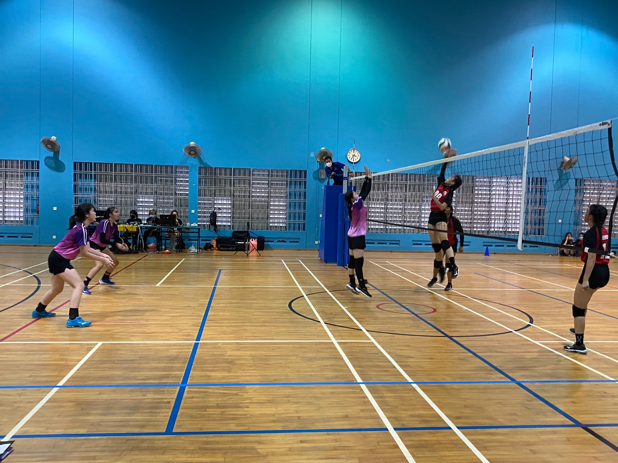 NSG South Zone B Div girls volleyball final - Queenstown (red) v Queensway (purple) 2
