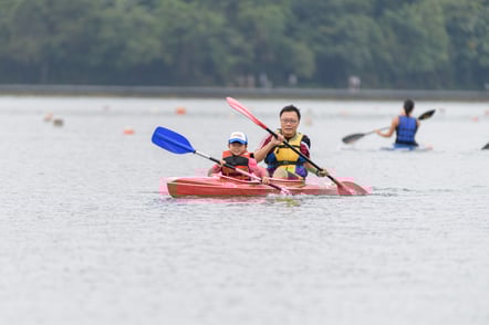 RovingStudios-ActiveParentCanoe-124D5J_2387