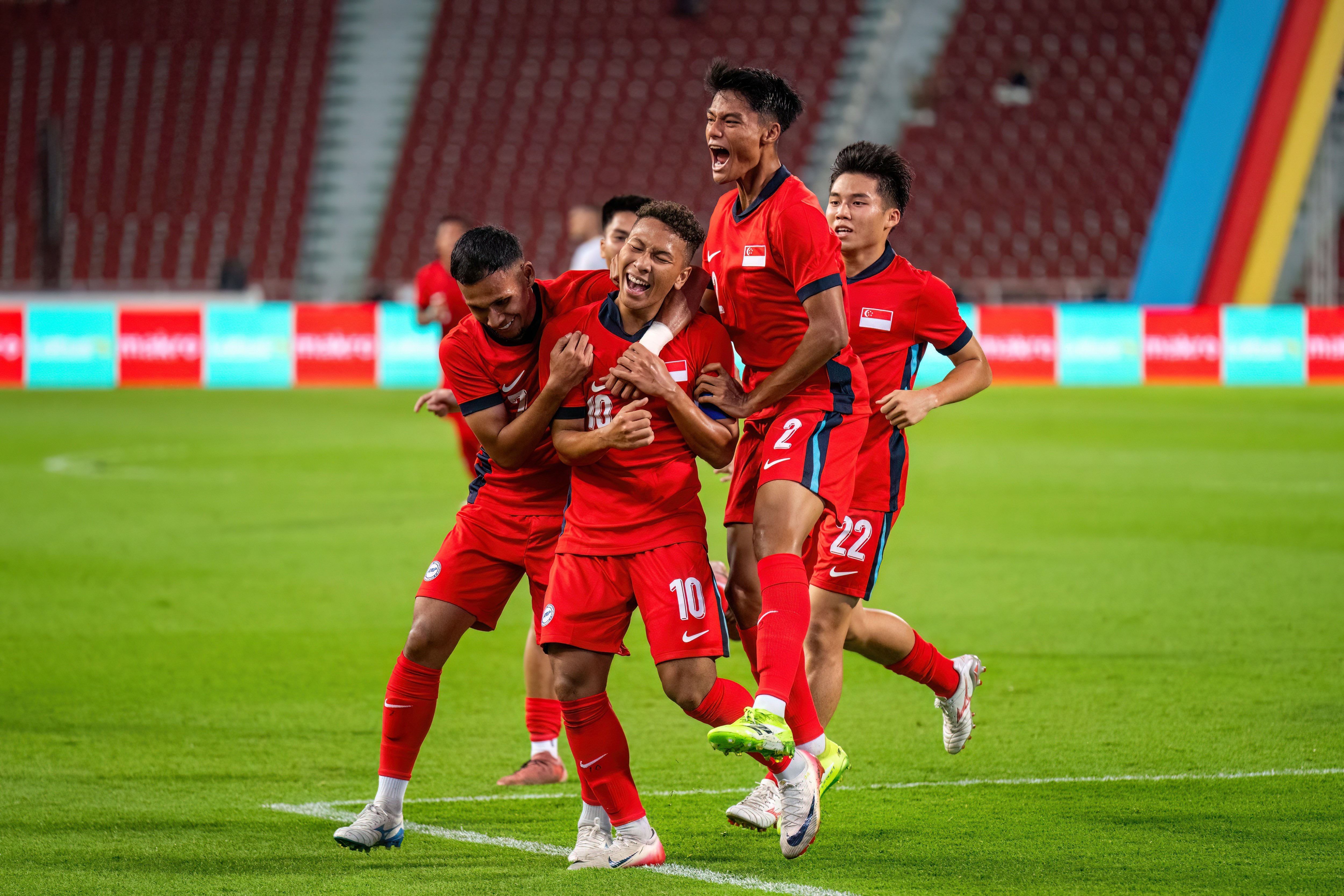 20251206_Football Men_WL-006