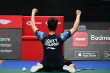 TeamSG's Loh Kean Yew continues on sizzling run to reach Singapore Badminton Open semis!