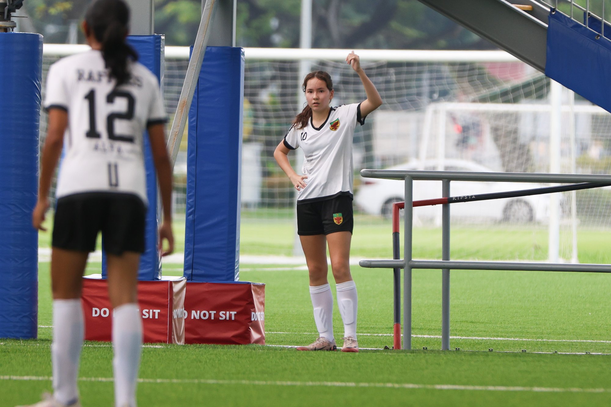 JJ Wong_NSG 2025_Football_Div A_Girls_SJI vs RI-15