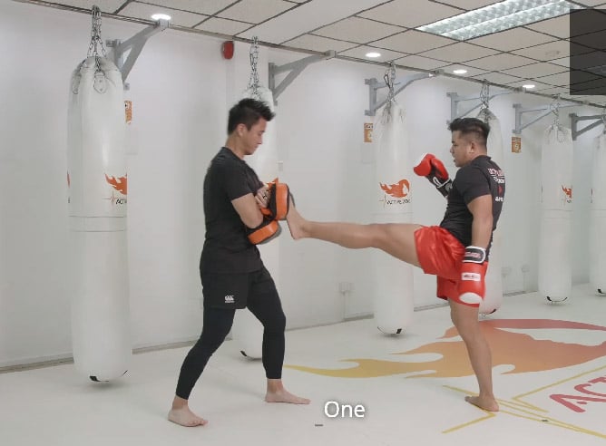 Episode 3 - Basic Kickboxing Combinations