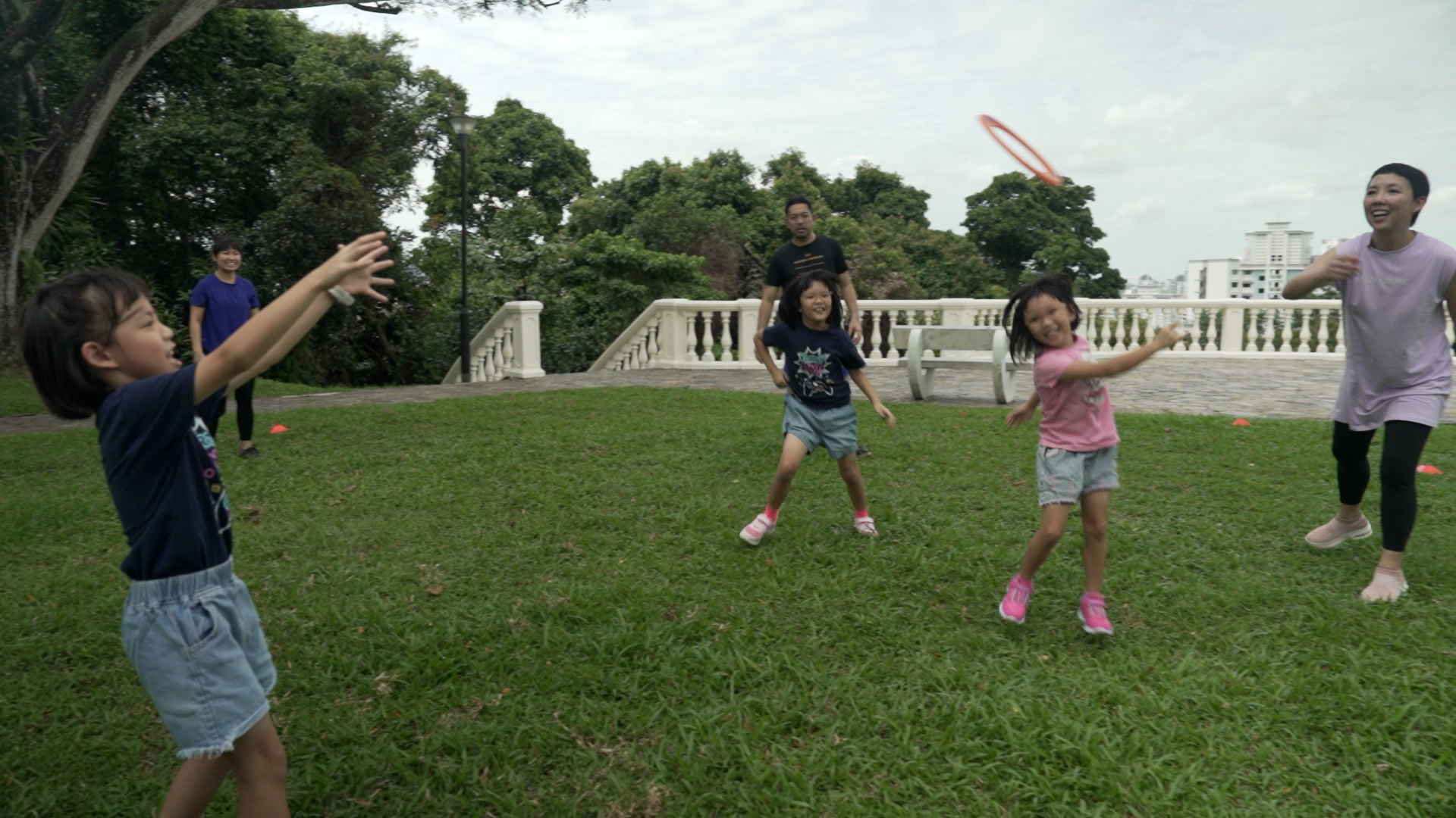 Ep 2 - Intergen Workout Series: Frisbee